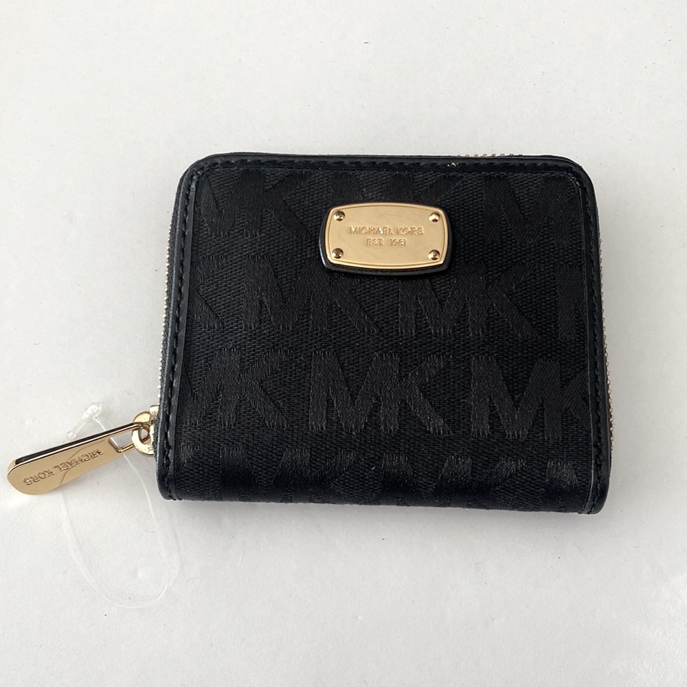 Micheal Kors Classic Black Wallet